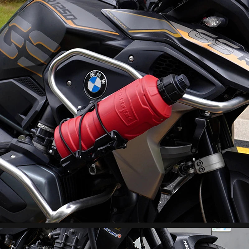 1.8L Portable Plastic Motorcycle Oil Jug Leakproof Long Spout Fuel Water Bottle Universal Motorbike Oil Can for Emergency Use 3