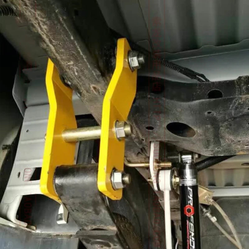 Paladin/Navara D21D22 Dongfeng Pickup Truck Two-inch Suspension Shackle Elevated Lifting Lugs Trailer Hitch Car Accessories 5